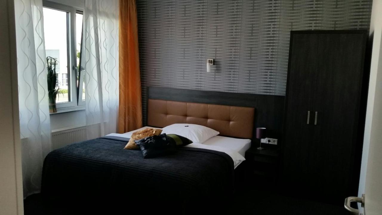Appart-Hotel, Einsteinstrasse Herzogenaurach Εξωτερικό φωτογραφία